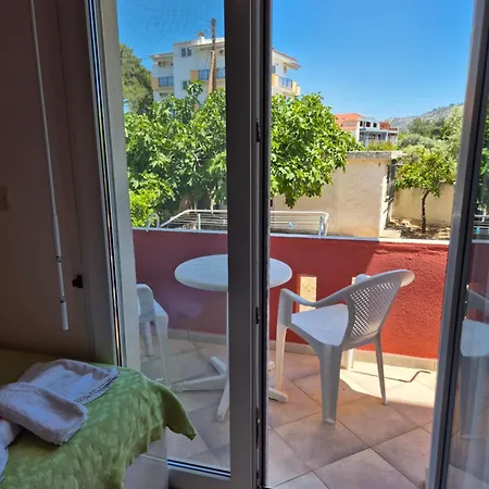 Sunset Apartment Potos