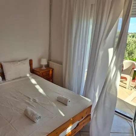 Sunset Apartment Potos